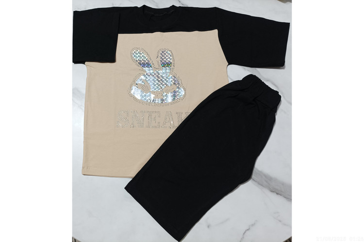 ست تیشرت شلوارک دخترانه مدل ترکیبی طرح خرگوش