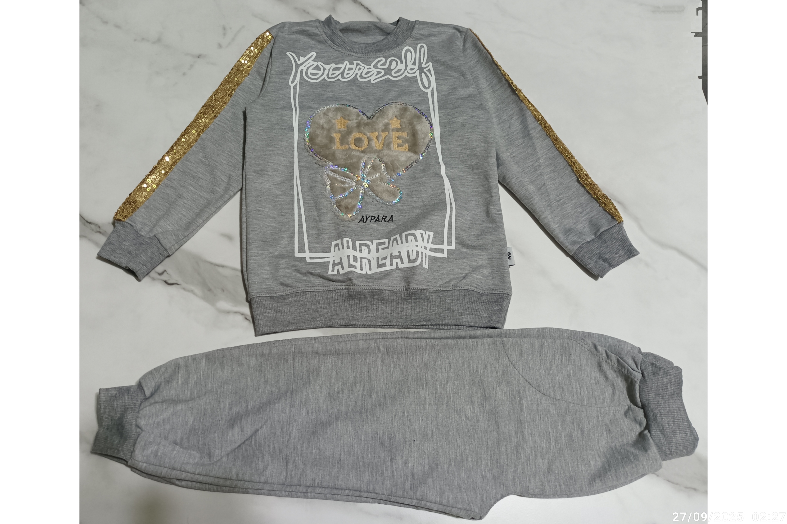 ست جذاب بلوز و شلوار دخترانه طرح قلب خرج کار پولک